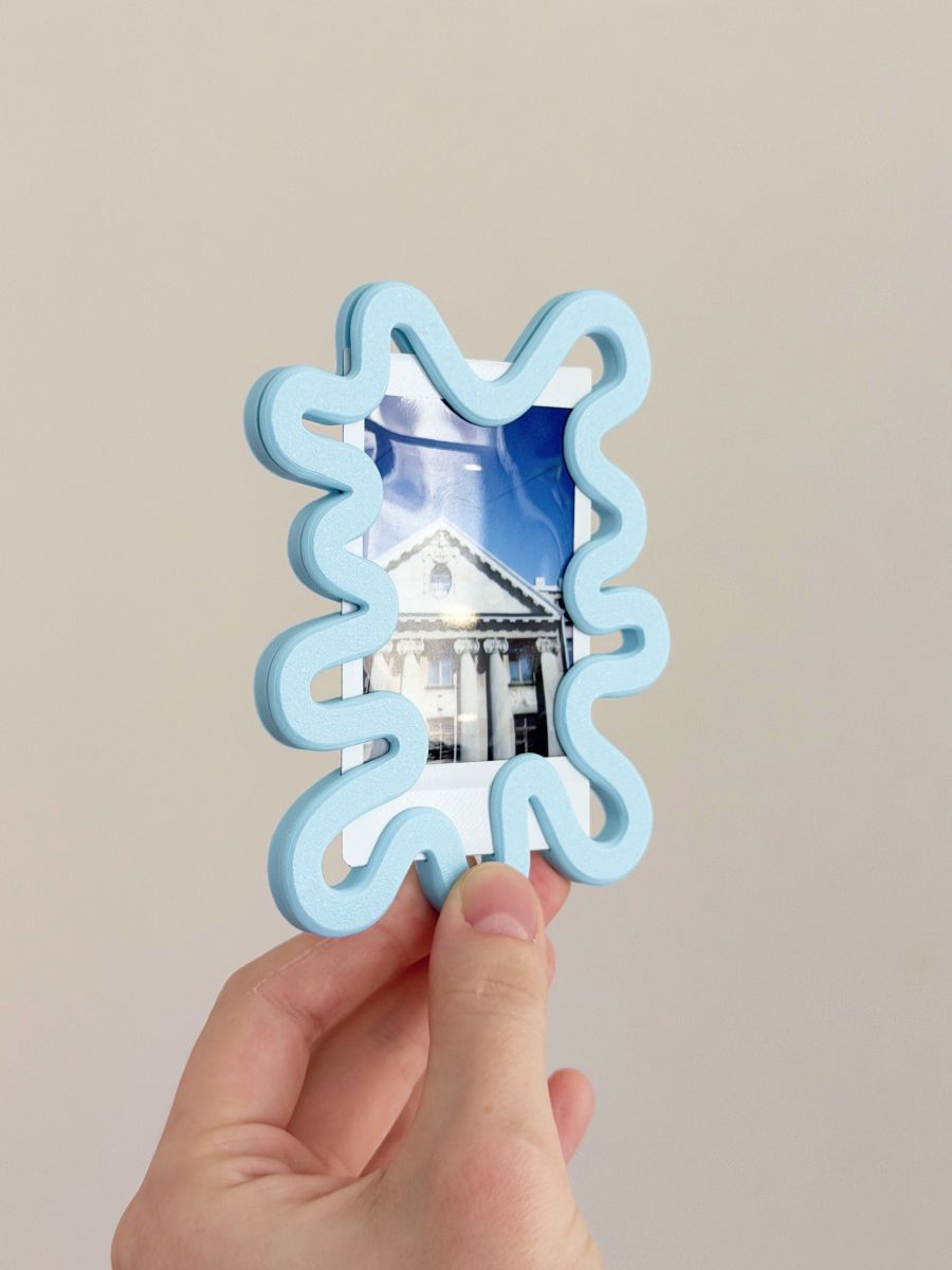 Магнитная рамка для фото Instax Mini, фоторамка на холодильник инстакс мини, черный жгут — фото 7